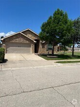 Building Photo - 300 Briar Park Dr