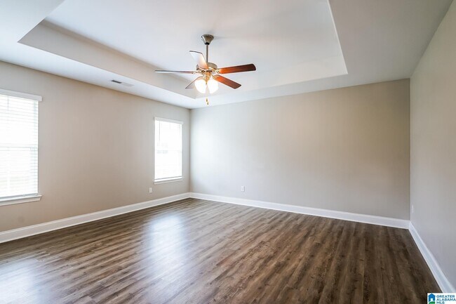 Foto del edificio - 3008 Village Ridge Dr