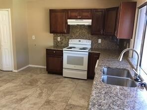 Foto del edificio - 4905 Avery Cir