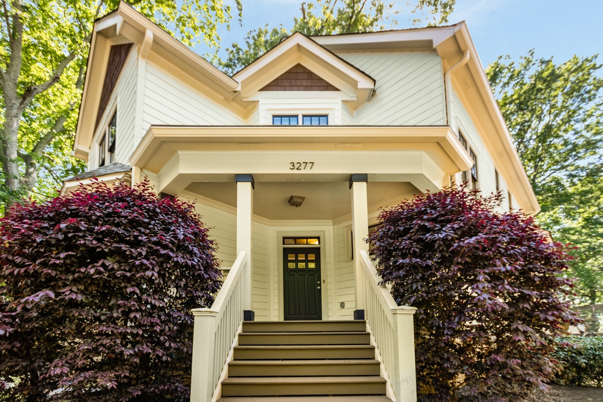 3277 Rockbridge Rd, Avondale Estates, GA 30002 House Rental in