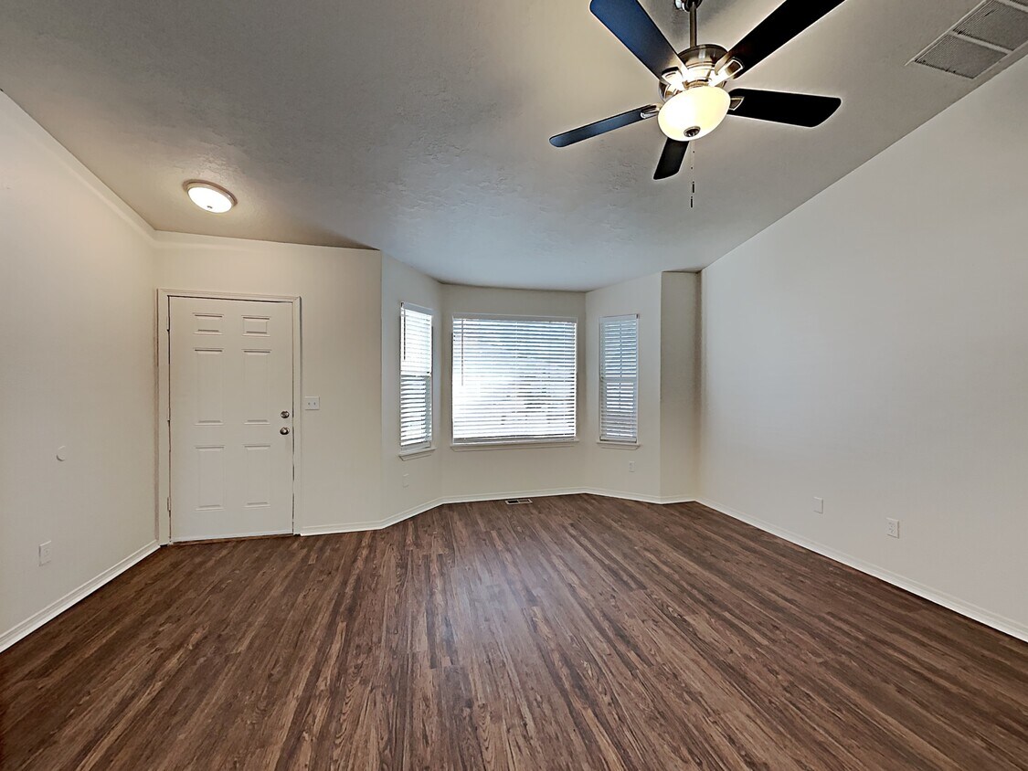 1279 N Black Wolf Avenue House for Rent in Kuna, ID