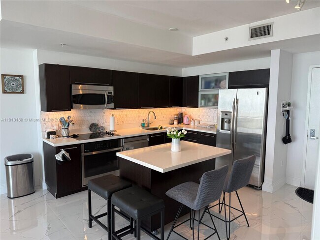 Foto del edificio - 90 SW 3rd St