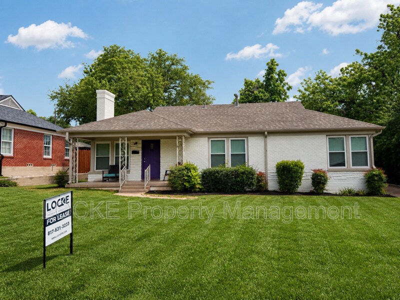 Photo - 3528 Rogers Ave