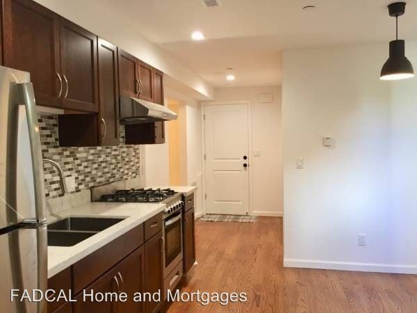 Foto del edificio - 2 br, 1 bath House - 136 B Duncan St