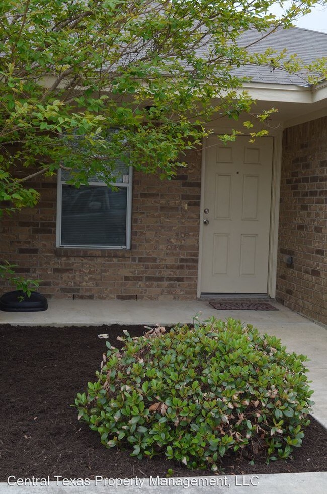 Building Photo - 314 Elbert Ln