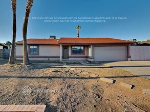 Building Photo - 687 E Del Rio St