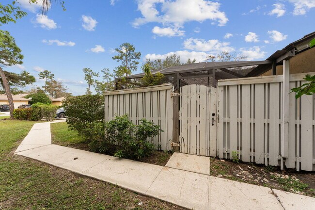 Building Photo - 1331 Periwinkle Pl