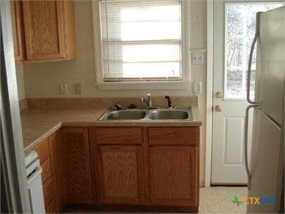 Building Photo - 303 Cloud St