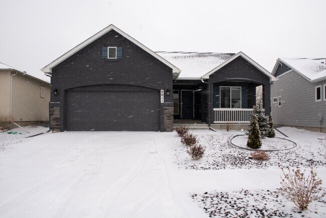 Building Photo - 4011 Ivy Hill Dr