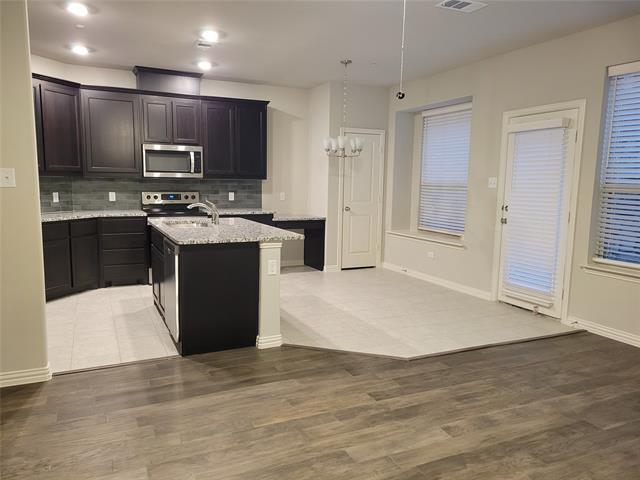 Foto del edificio - 4419 Beaver Ln