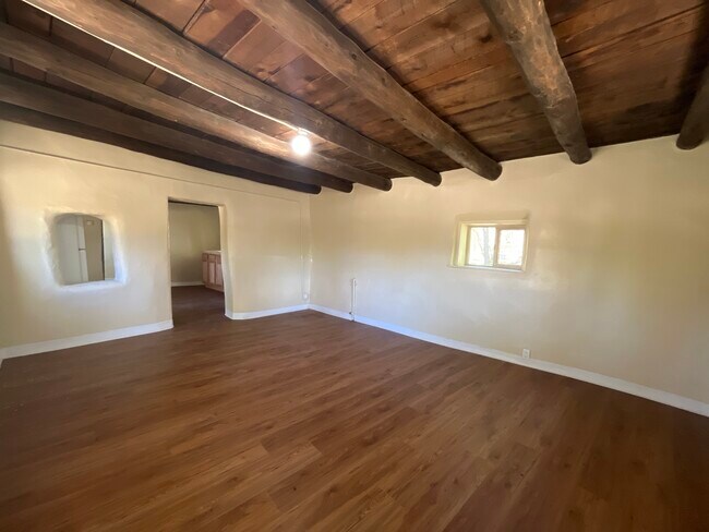 Building Photo - 36 Ortiz Rd