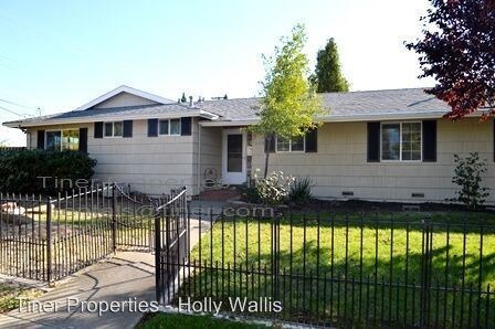 Building Photo - 2029 Woodstock Way