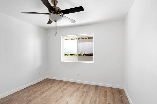 Building Photo - 3458 La Mirada Dr