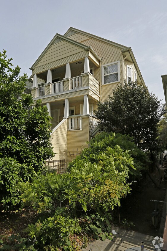 Building Photo - 1825 Capitol Ave