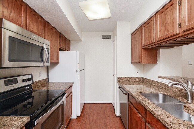 Building Photo - 2120 El Paseo St