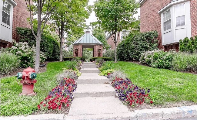 Jardín comunitario - 160 Allenhurst Ave