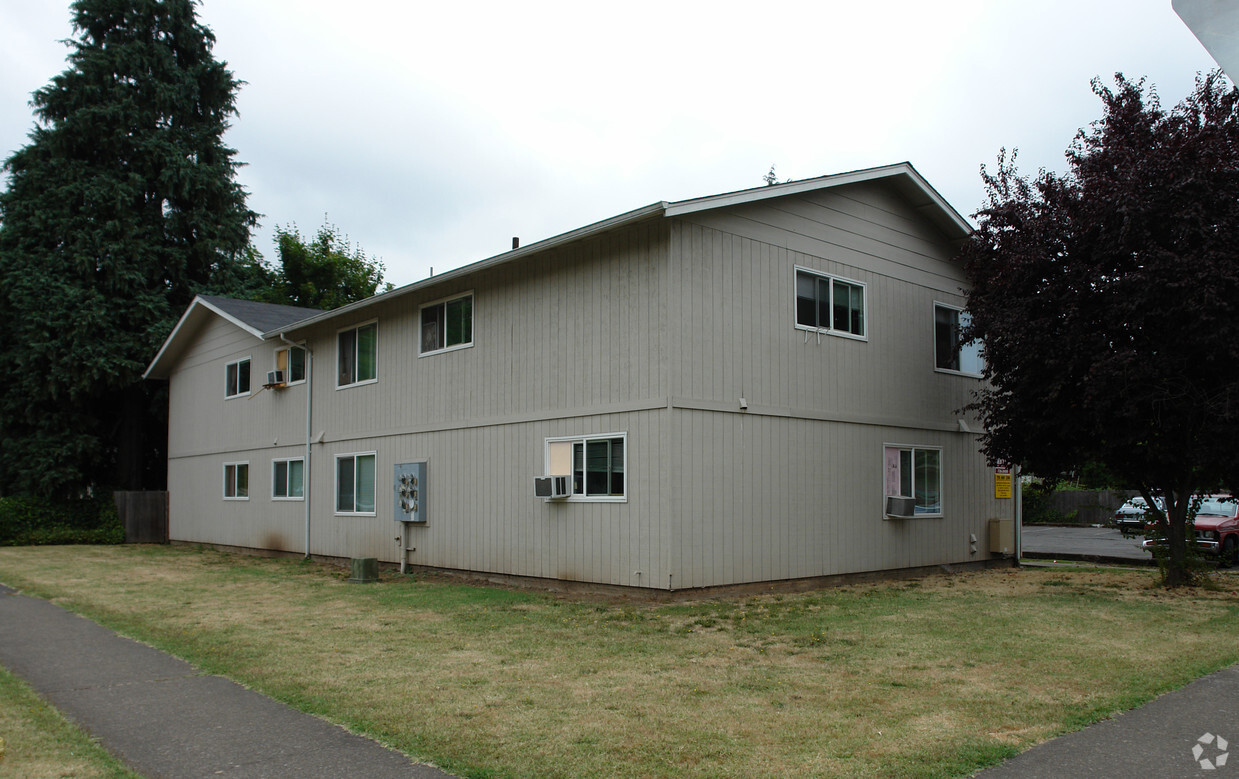 Building Photo - 120 F St