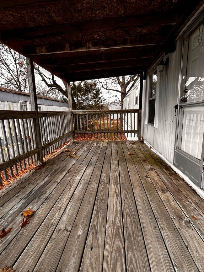 Foto del edificio - 813 State Hwy Z