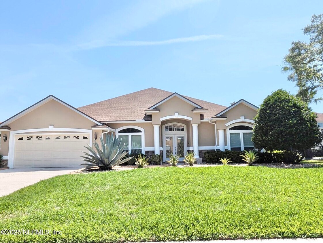 Foto principal - 2461 Southern Links Dr