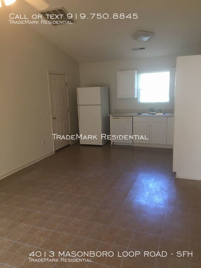 Building Photo - 4013 Masonboro Loop Rd
