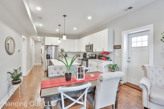 Foto del edificio - 1501 N Bell Ave