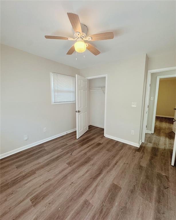 Foto del edificio - 2933 Port Royal Ln