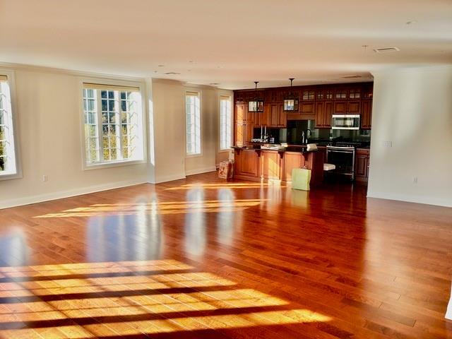 Building Photo - 100 Vista Cir