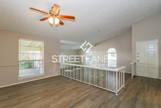 Foto del edificio - Charming 3 Bedroom in The Colony!