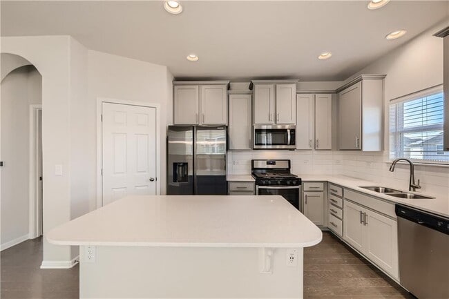 Building Photo - 10808 Jameson Dr