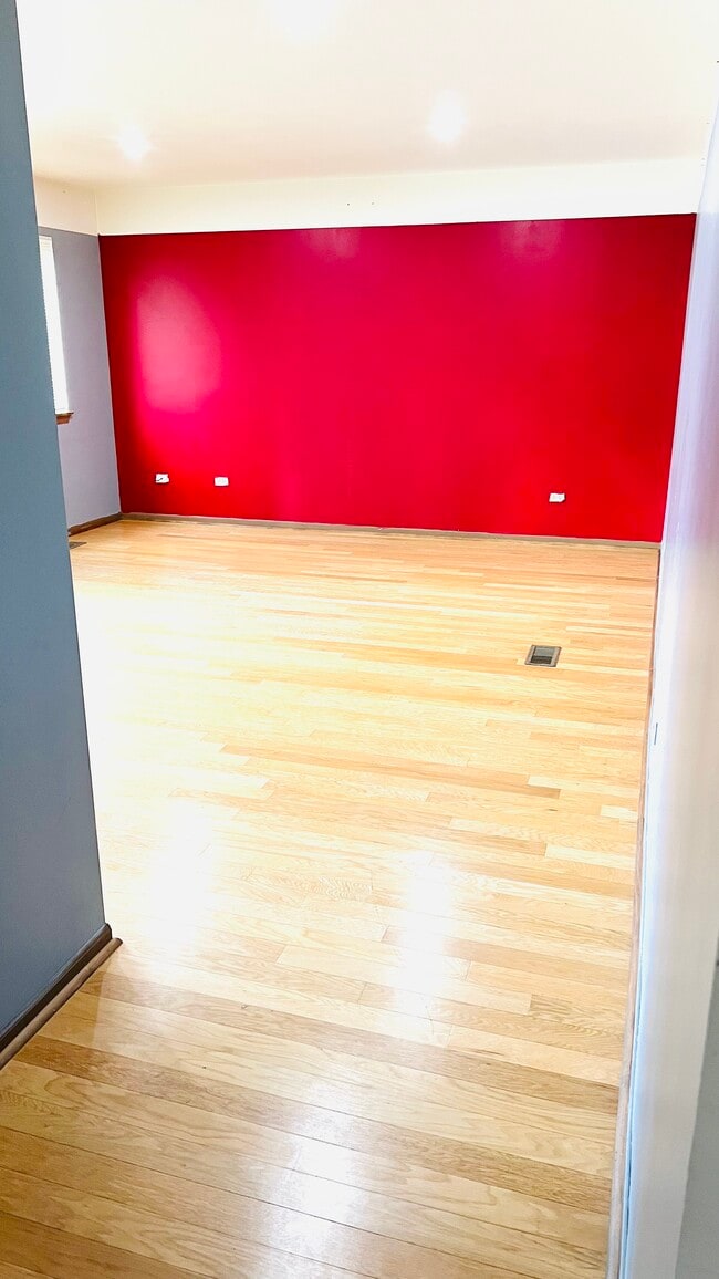 Foto del edificio - 722 E Whispering Oaks Dr