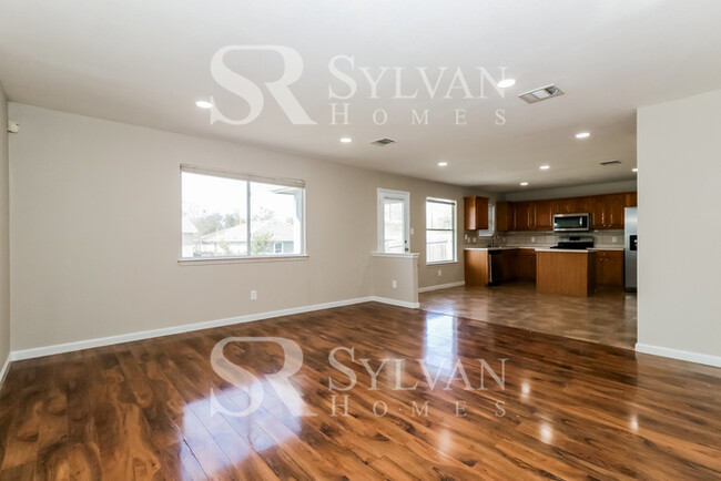 Building Photo - Enjoy living the good life in this 3 bedro...