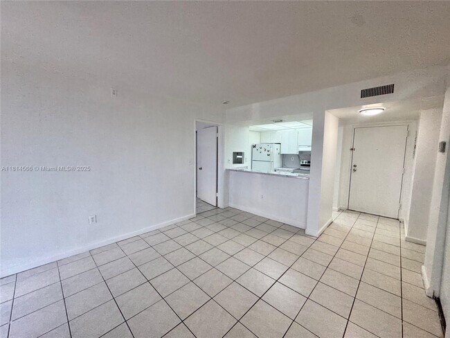 Building Photo - 7125 NW 186th St