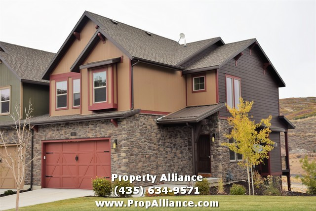 Foto principal - 958 Abigail Dr