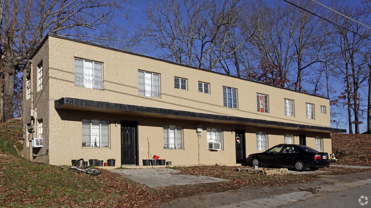 Building Photo - 207 Branch Ln