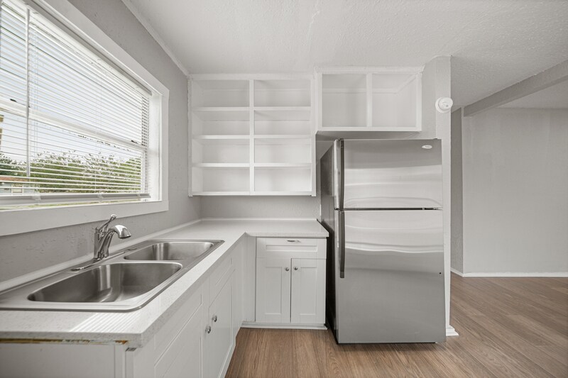 Foto principal - 1723 W 5th St