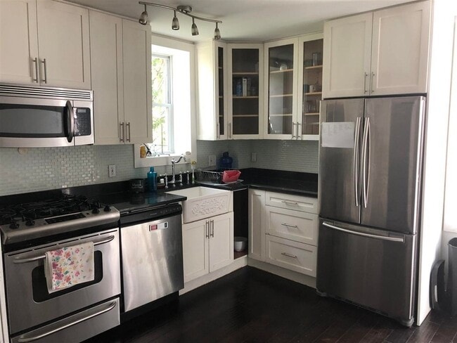 Photo - 100 Park Ave Townhome