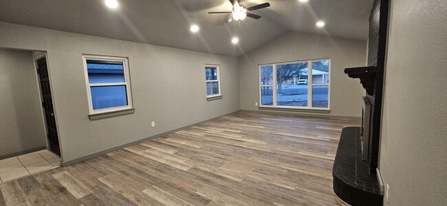Building Photo - 1521 S Missouri St