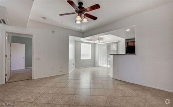 Building Photo - 6868 Sky Pointe Dr