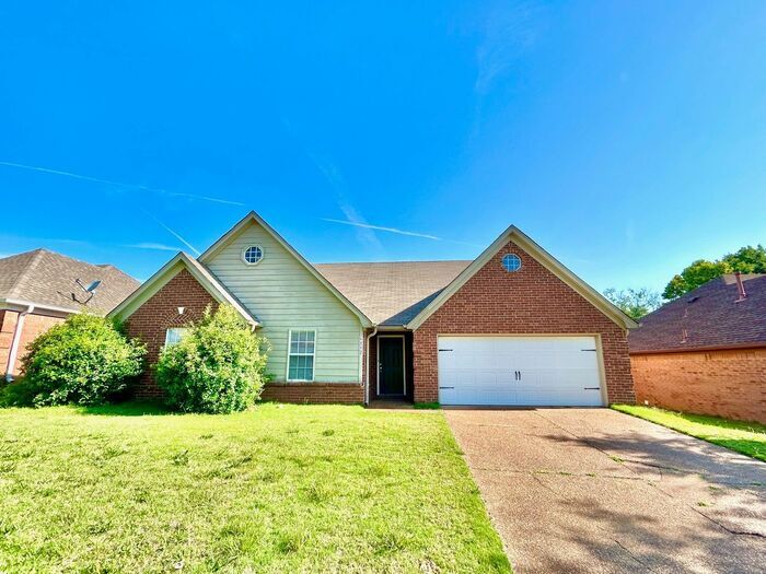 Primary Photo - Cordova 3 Bedroom 2 Bath, Availalbe Now!