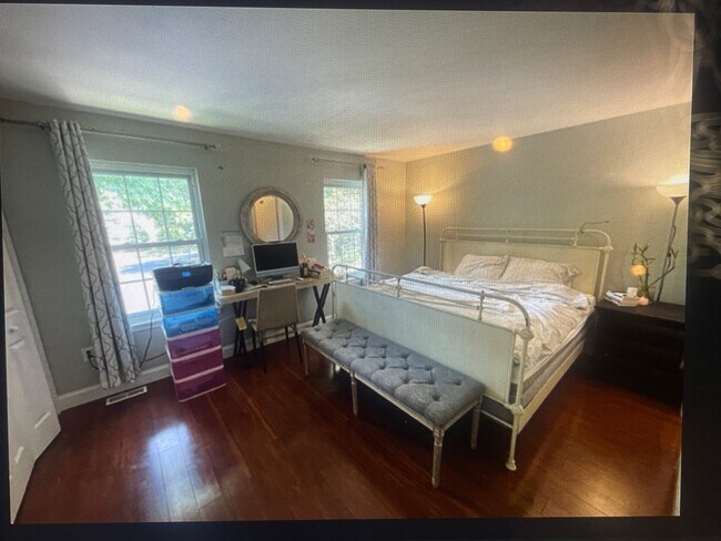 Foto del edificio - 36 Magnolia Ct