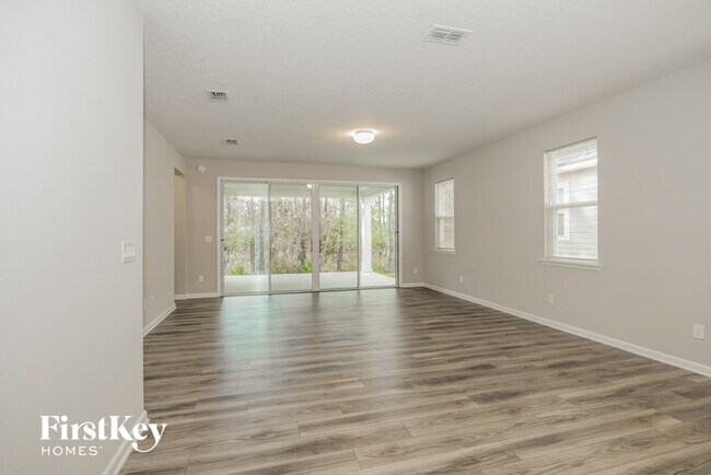 Building Photo - 11010 Chitwood Dr