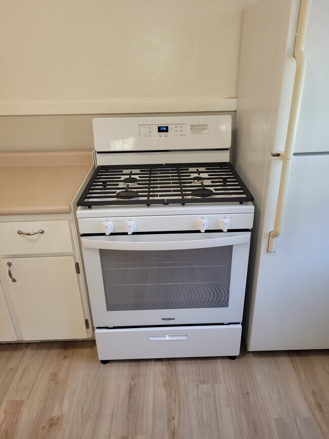 New Stove - 2013 G St