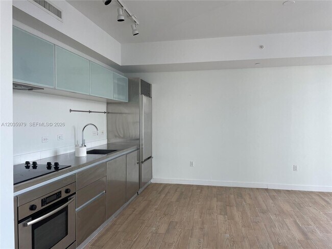 Foto del edificio - 1040 Biscayne Blvd