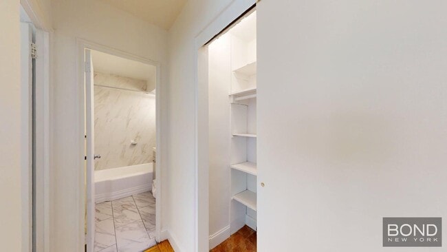 Building Photo - 340 E 74th St