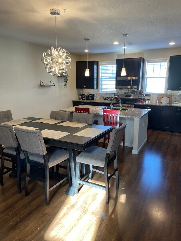 5335 W 97th Ave, Westminster, CO 80020 Townhome Rentals in