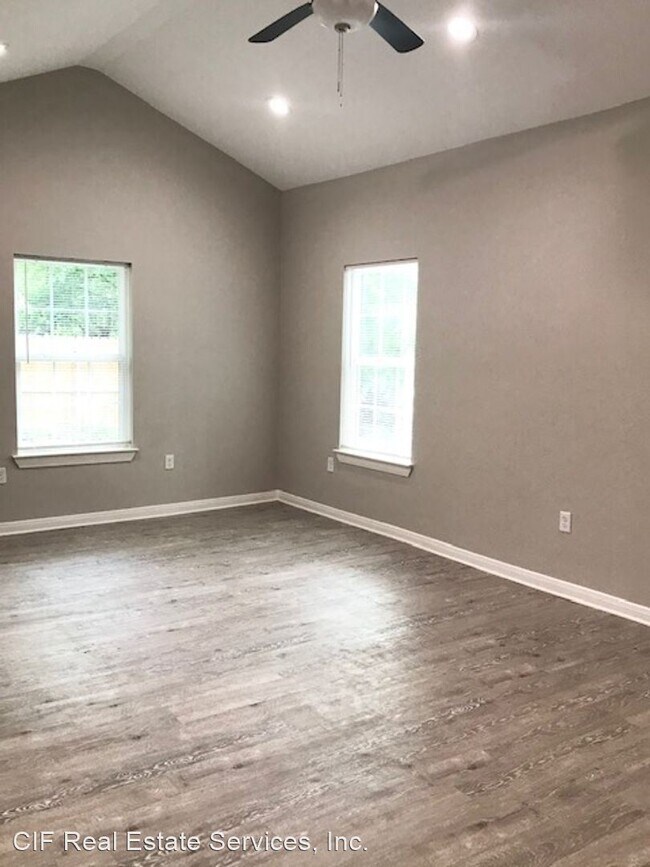Foto del edificio - 3 br, 1 bath House - 1105 Old Dallas Rd.
