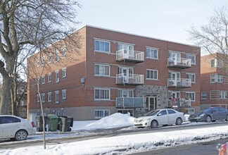 Building Photo - 3275 Av Linton