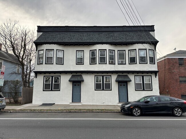 Foto del edificio - 176 Glenwood Ave