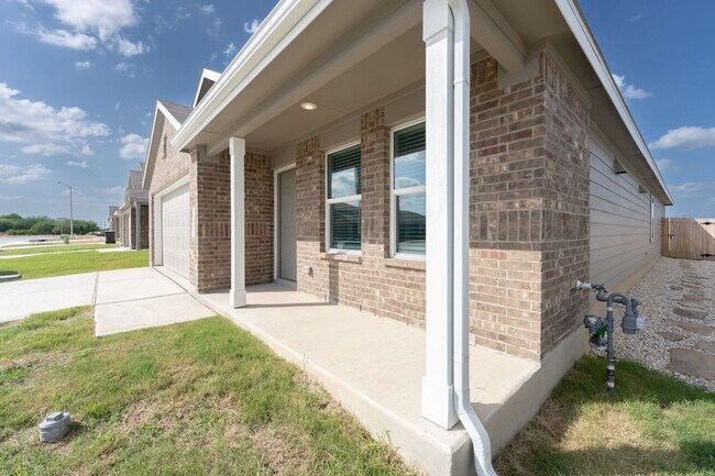 Building Photo - 2207 Allison Creek