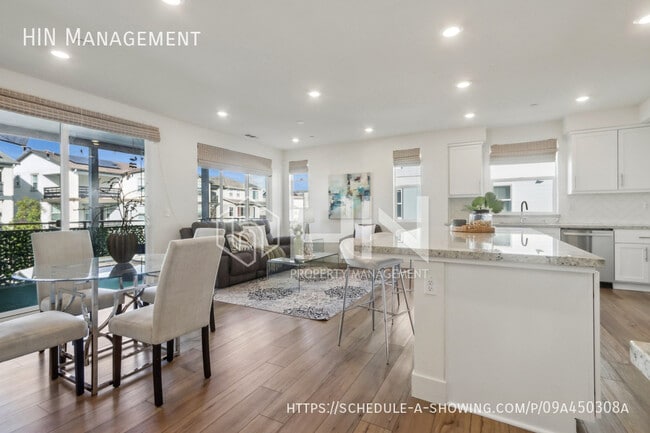 Building Photo - 9704 Seawind Wy